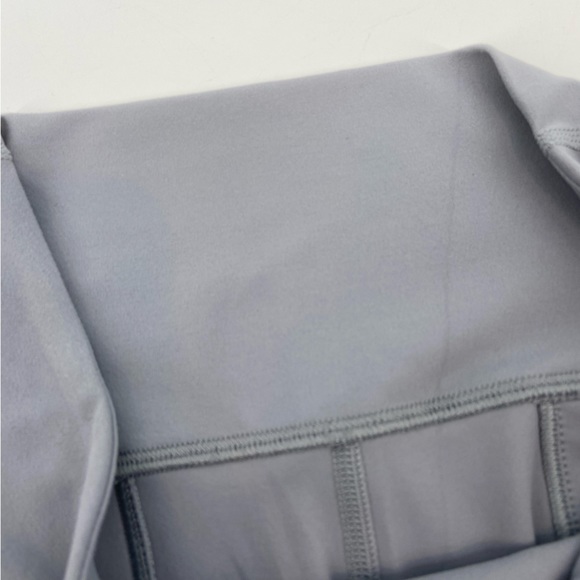 NWT Lululemon Align Wide Leg Super High Rise Crops 23” in Rhino Gray Sz 6 *READ* - Picture 8 of 10